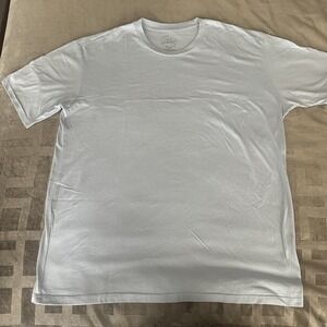 True Classic Shirt Mens XL Light Blue Crewneck Basic Tee Tagless Cotton Blend